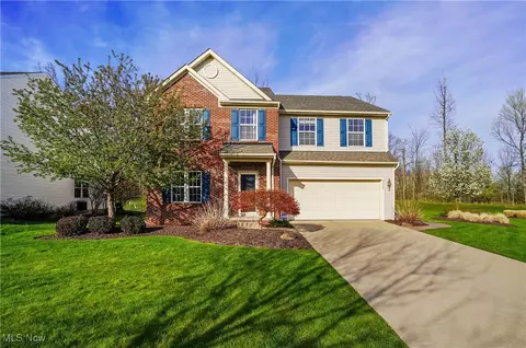 9349 Sarah Ct, Twinsburg, OH 44087
