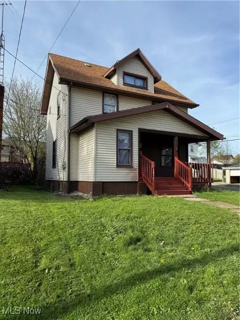 2801 12th St SW, Canton, OH 44710