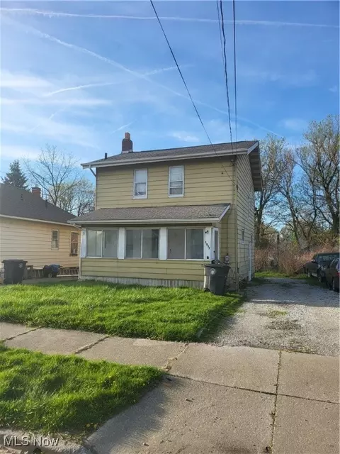 973 Whittier Ave, Akron, OH 44320