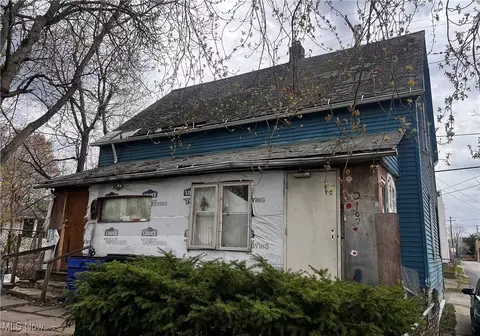 2107 W 78th St, Cleveland, OH 44102