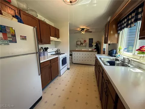 Kitchen - 6694 Dave Dr, Madison, OH 44057 photo 1 of 3