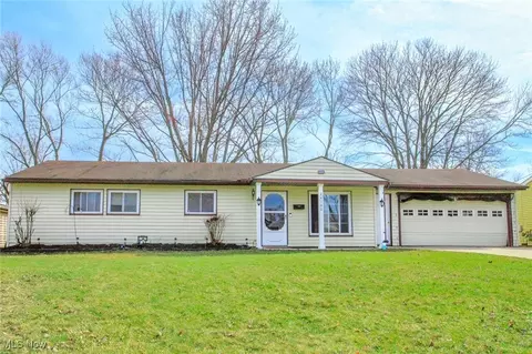 24160 Sherborne Rd, Bedford Heights, OH 44146