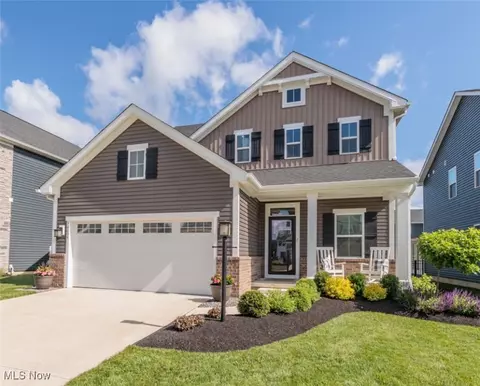 36294 Lands End Dr, North Ridgeville, OH 44039