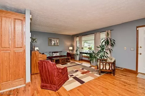 6945 Northview Ave NE, Canton, OH 44721 photo 7