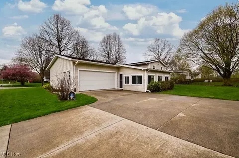 6945 Northview Ave NE, Canton, OH 44721 photo 3