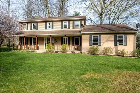 4205 Bunker Ln, Stow, OH 44224