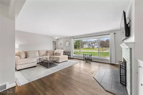 Living - 35085 Bainbridge Rd, Solon, OH 44139 photo 5 of 5