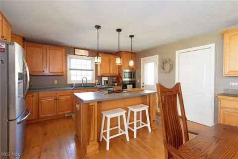 970 Centerville Trl, Aurora, OH 44202 photo 9