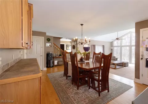 970 Centerville Trl, Aurora, OH 44202 photo 10