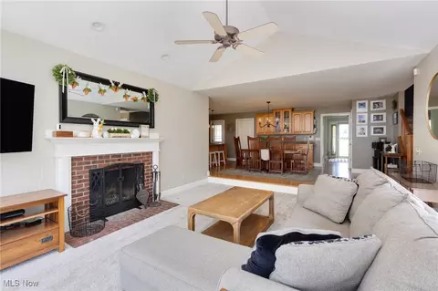 970 Centerville Trl, Aurora, OH 44202 photo 7