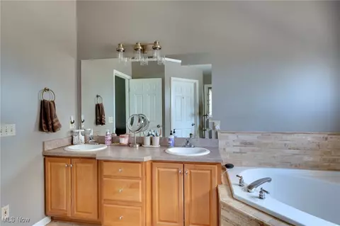 970 Centerville Trl, Aurora, OH 44202 photo 22