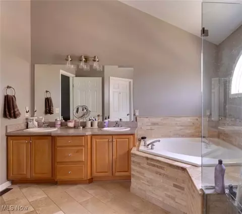 970 Centerville Trl, Aurora, OH 44202 photo 23