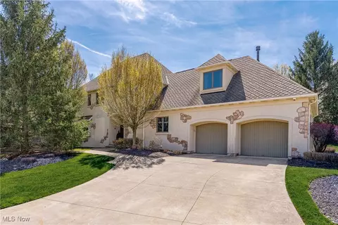 3601 Chapelton Ct, Richfield, OH 44286