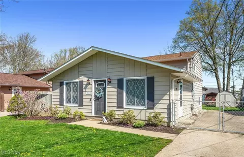 35112 Spruce St, North Ridgeville, OH 44039
