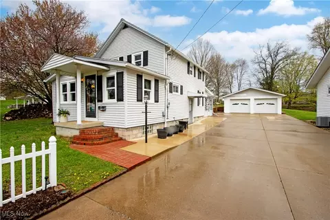 533 N Park Pl, Loudonville, OH 44842