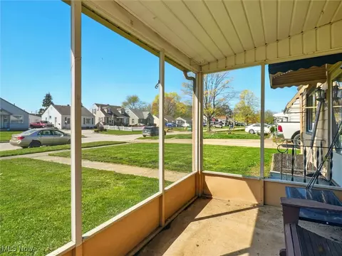 Exterior - 2033 E 45th St, Ashtabula, OH 44004 photo 1 of 3