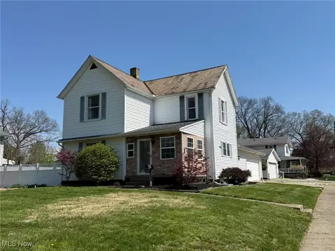 1519 N Wooster Ave, Dover, OH 44622