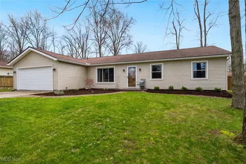 803 Westminister Dr, Brunswick, OH 44212