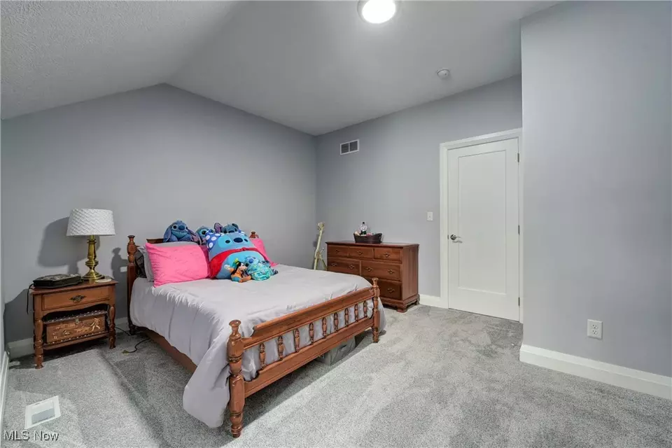 Bedroom - 30029 Shadow Creek Dr #34, Westlake, OH 44145 photo 6 of 6