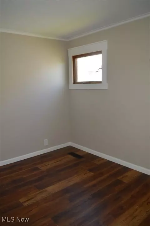 Bedroom - 463 Olivet Dr, Elyria, OH 44035 photo 1 of 6