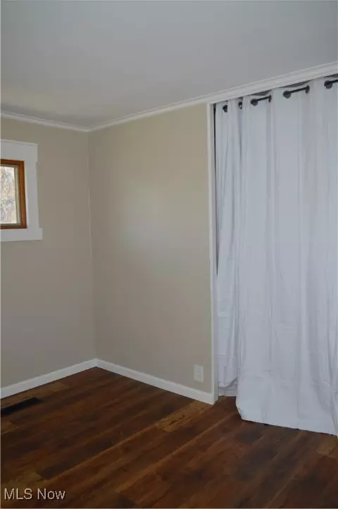 Bedroom - 463 Olivet Dr, Elyria, OH 44035 photo 4 of 6