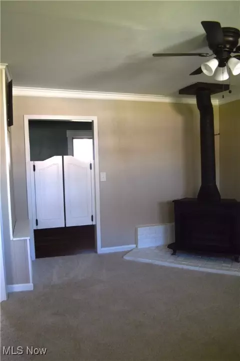 Living - 463 Olivet Dr, Elyria, OH 44035 photo 4 of 5