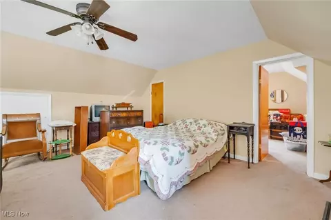 Bedroom - 341 E 210th St, Euclid, OH 44123 photo 2 of 2