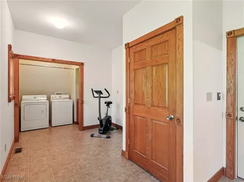 746 Spring St, Conneaut, OH 44030 photo 11