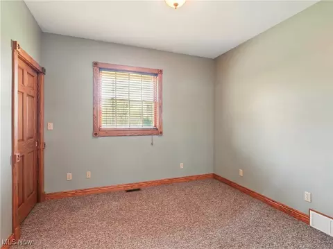 746 Spring St, Conneaut, OH 44030 photo 22