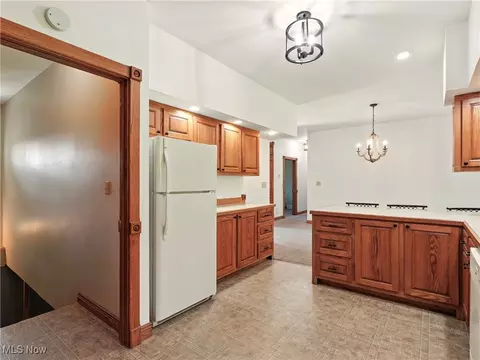 746 Spring St, Conneaut, OH 44030 photo 10