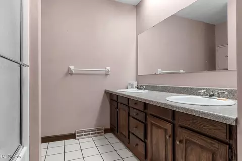 5670 Tracy Dr, Boardman, OH 44512 photo 40