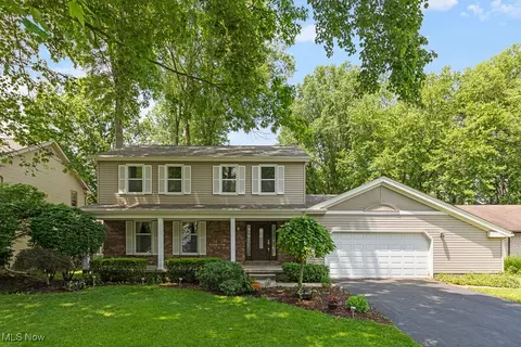 5670 Tracy Dr, Boardman, OH 44512 photo 2