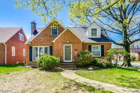 3860 Colony Rd, South Euclid, OH 44118