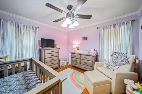 Bedroom - 352 E 322nd St, Willowick, OH 44095 photo 7 of 8