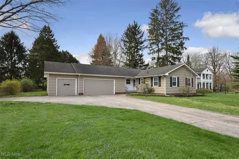 25759 Akins Rd, Columbia Station, OH 44028