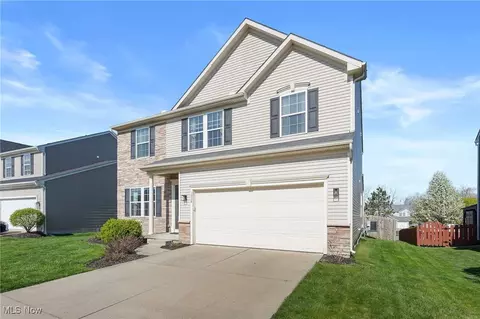 Exterior - 1338 N Brooks Dr, Willoughby, OH 44094 photo 2 of 7