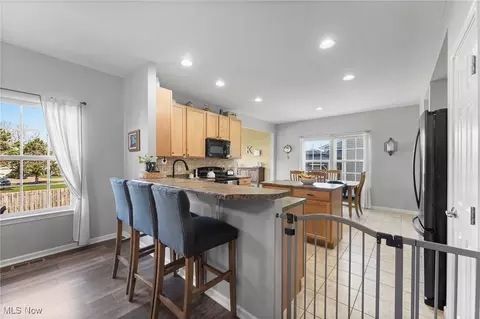 Kitchen - 1338 N Brooks Dr, Willoughby, OH 44094 photo 5 of 5