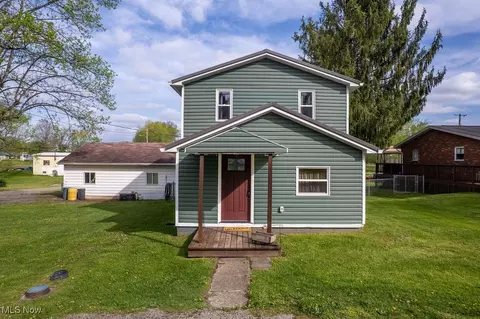 25940 Rock St, Coolville, OH 45723
