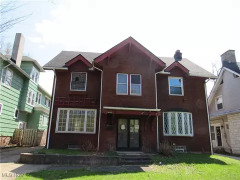 14450 Superior Rd, Cleveland Heights, OH 44118