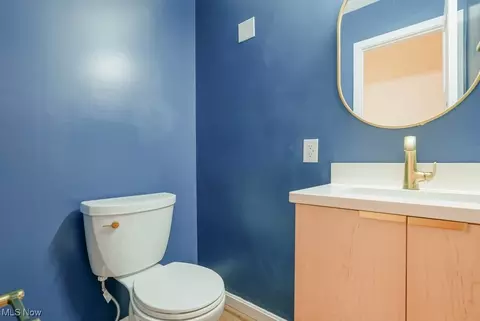 Bath - 400 Eldridge Rd, Aurora, OH 44202 photo 1 of 3