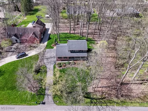 View/Area - 400 Eldridge Rd, Aurora, OH 44202 photo 2 of 5
