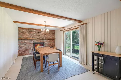 Dining - 400 Eldridge Rd, Aurora, OH 44202 photo 1 of 3