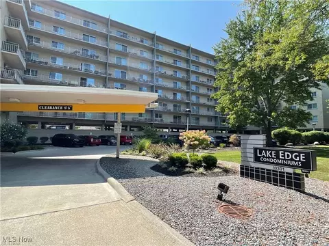 10301 Lake Ave #518, Cleveland, OH 44102