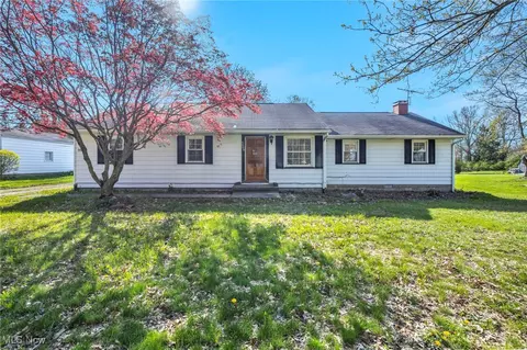 5888 Keller Rd, New Franklin, OH 44319