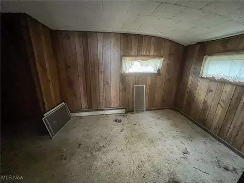 Bedroom - 7370 Old River Rd, Philo, OH 43771 photo 2 of 2