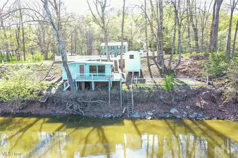 7370 Old River Rd, Philo, OH 43771