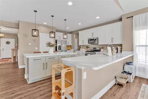 4591 Boulder Ln, Lorain, OH 44053 photo 13