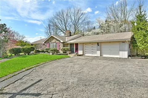 6231 Warren Sharon Rd, Brookfield, OH 44403