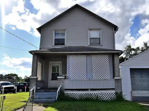 424 S Main St, Niles, OH 44446