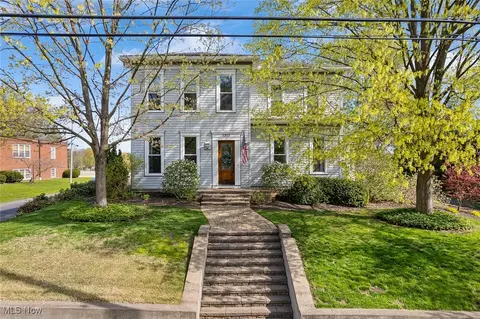 1217 W Market St, Orrville, OH 44667